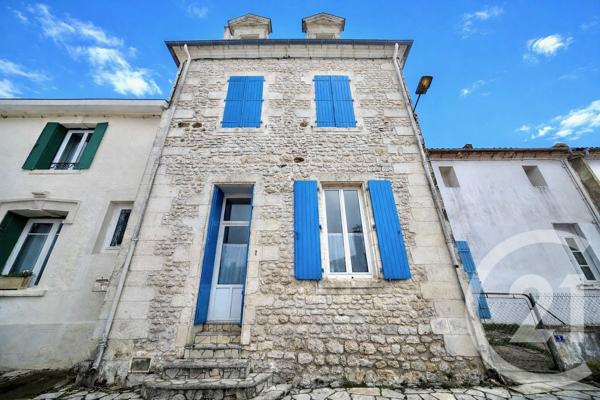 Maison à vendre  3 pièces - 84,80 m 2   L EGUILLE  - 17