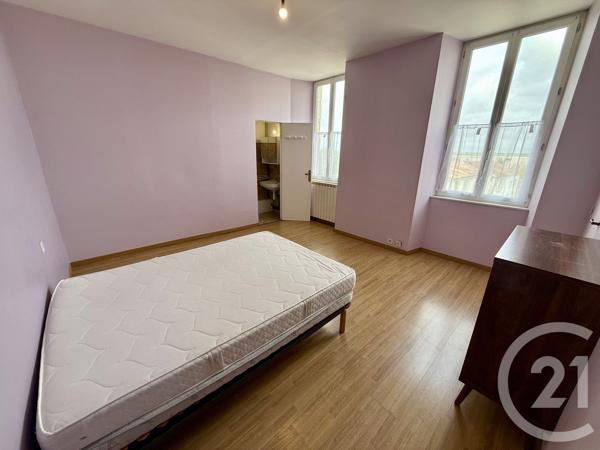 Maison à vendre  3 pièces - 84,80 m 2   L EGUILLE  - 17