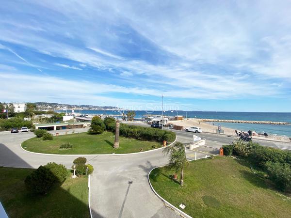 Face à la mer, une adresse d’exception un 2/3 pièces
