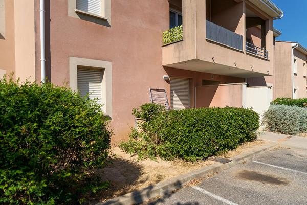 CARCASSONNE – PERIPHERIE Appartement T2 45m² avec terrasse et place de parking privative