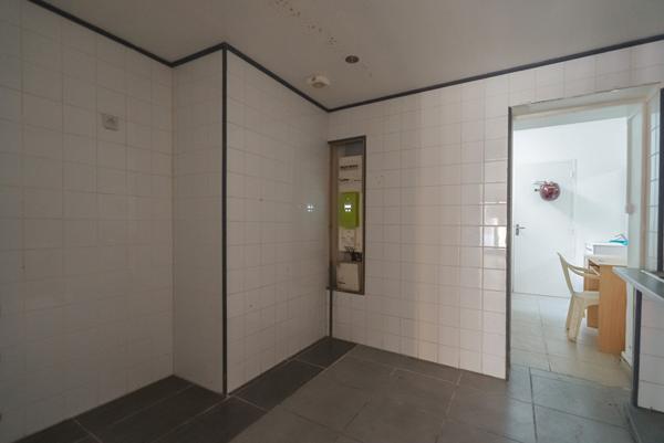 CARCASSONNE BASTIDE-CARNOT-GARE Workshop 60m² avec vitrine, accès véhicule, et normes accessibilité
