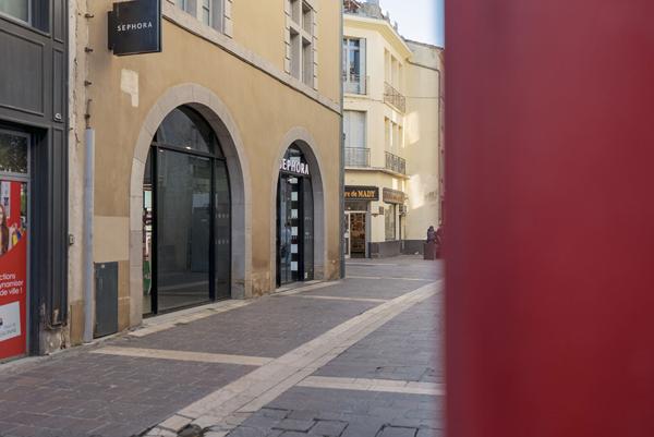 CARCASSONNE BASTIDE-CARNOT-GARE Workshop 60m² avec vitrine, accès véhicule, et normes accessibilité