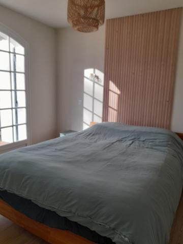 Maison
                                                                                                                                                                                                                                                                                                                        9 pièce(s)                                                                                                                                                                                                          5 chambre(s)                                                                                                                                                                                                          229  m²