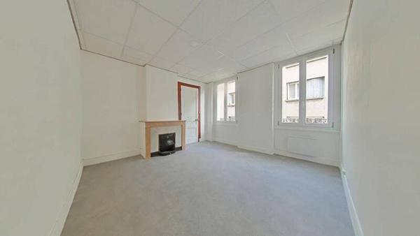Appartement 6 pièces                                        - 42000 Saint-Étienne Réf : 11959
