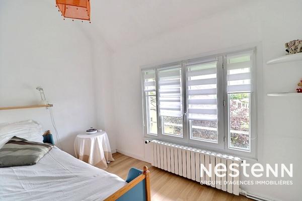 Maison de charme 5 pièces 3 chambres à SAINTE GENEVIEVE DES BOIS, PROCHE Écoles et MAIRIE.