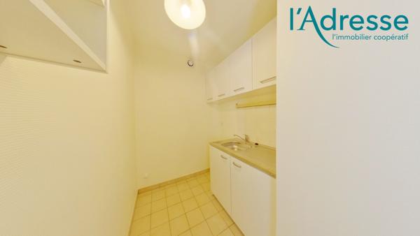 Studio NEUILLY SUR MARNE 32 m2