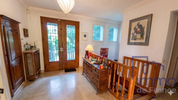 Maison 8 pièces                                        - 42270 Saint-Priest-en-Jarez Réf : 2842-CIFVFOREZVELAY