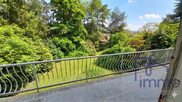 Maison 8 pièces                                        - 42270 Saint-Priest-en-Jarez Réf : 2842-CIFVFOREZVELAY