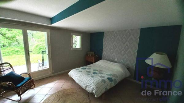 Maison 8 pièces                                        - 42270 Saint-Priest-en-Jarez Réf : 2842-CIFVFOREZVELAY