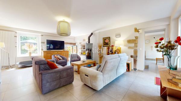 Vente
                Maison209,26 m² - 10 Pièces -
                    SAINT PAIR SUR MER (50380)