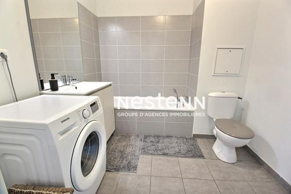 NESTEN VENISSIEUX - PORTES DE LYON - SECTEUR CENTRE VILLE - T2 - 40M²- RESIDENCE SECURISEE - RECENT - GARAGE - PROCHE TRAMWAY - BUS - GARE - A6 - A7 - ROCADE EST