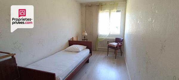 Maison individuelle 4 pièces avec cours d'eau