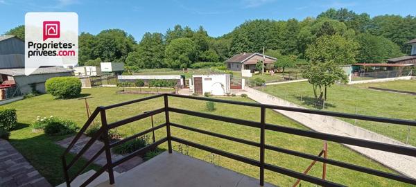 Maison individuelle 4 pièces avec cours d'eau