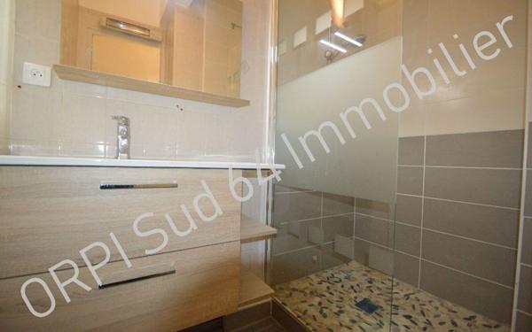 Appartement à louer    1 pièce •  Pau