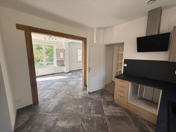 Villiers-sur-Morin (77580) PLAIN PIED DEUX CHAMBRES EN PARFAIT ETAT !