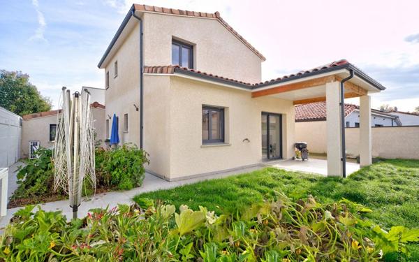 Maison à vendre    5 pièces •  Aucamville