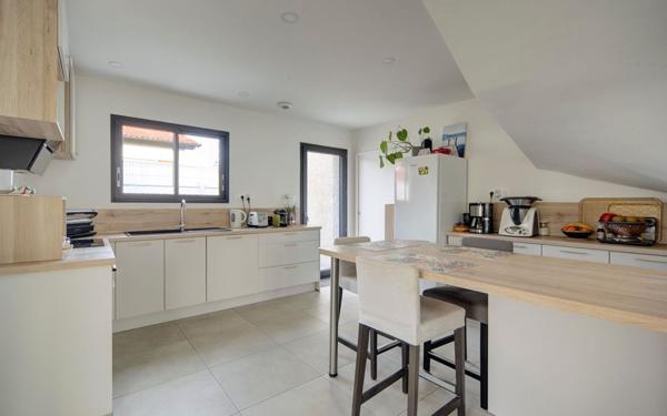 Maison à vendre    5 pièces •  Aucamville