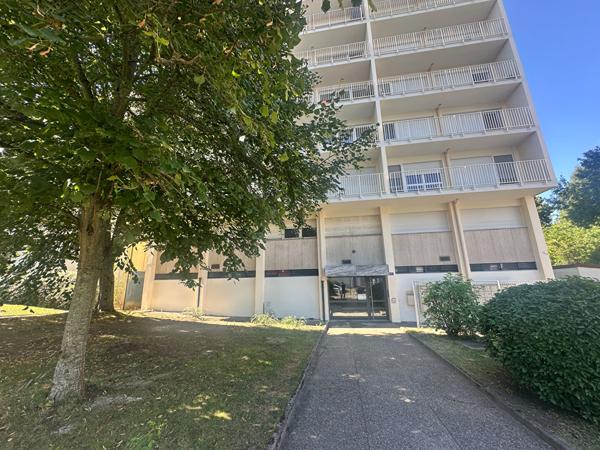 Appartement 4 pièces 82.96 m2