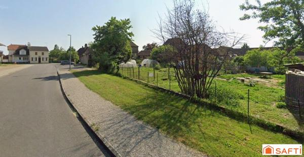 Rare terrain constructible proche commodités