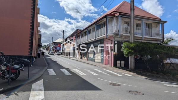 Restaurant entièrement équipé – Hyper centre-ville de Saint-Pierre
