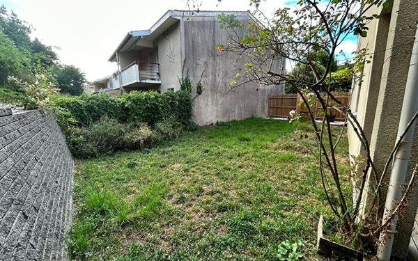 Appartement à louer    3 pièces •  Talence