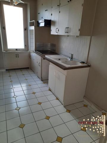 Grande maison dans centre ville de PARTHENAY
