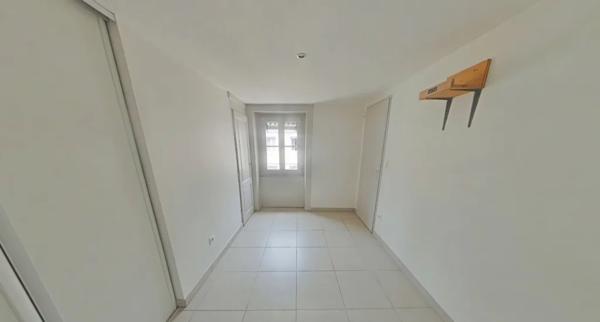 APPARTEMENT T3 A LOUER - LYON 2EME ARRONDISSEMENT Carnot-Charite 73.06 m 2 1 055 € charges comprises par mois