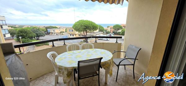 Appartement à Saint-Pierre-la-Mer T2 BALCON VUE MER + PLACE PARKING