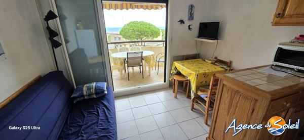 Appartement à Saint-Pierre-la-Mer T2 BALCON VUE MER + PLACE PARKING
