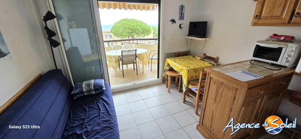 Appartement à Saint-Pierre-la-Mer T2 BALCON VUE MER + PLACE PARKING