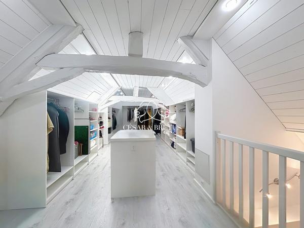 À VENDRE – Maison de Caractère Rénovée – Piscine & Dépendances