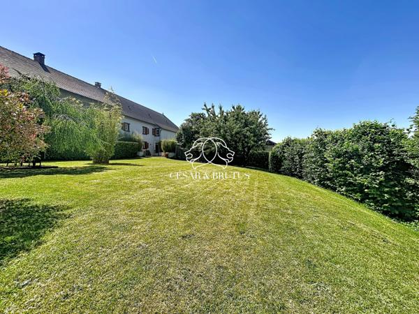 À VENDRE – Maison de Caractère Rénovée – Piscine & Dépendances