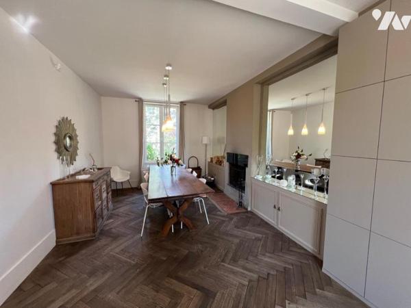 RARE A LA VENTE ORBEC MAISON DE CARACTERE AUX PRESTATIONS DE QUALITES AVEC TRES BEAU PARC ARBORE