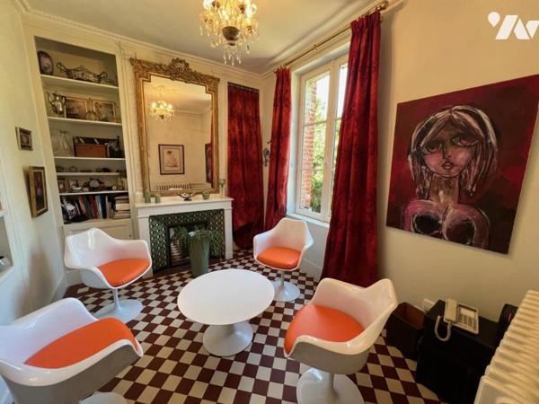 RARE A LA VENTE ORBEC MAISON DE CARACTERE AUX PRESTATIONS DE QUALITES AVEC TRES BEAU PARC ARBORE