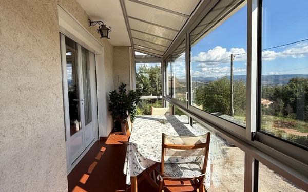 Maison à vendre    4 pièces •  Saint-Sernin