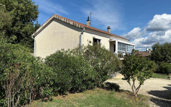 Maison à vendre    4 pièces •  Saint-Sernin