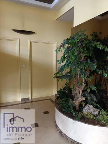 SPECIAL INVESTISSEUR