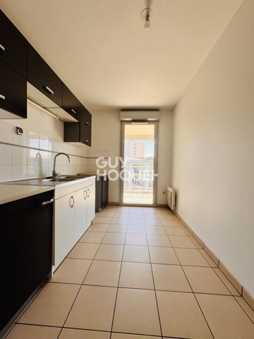 A LOUER  APPARTEMENT T4 - REIMS POMMERY - DERNIER ETAGE