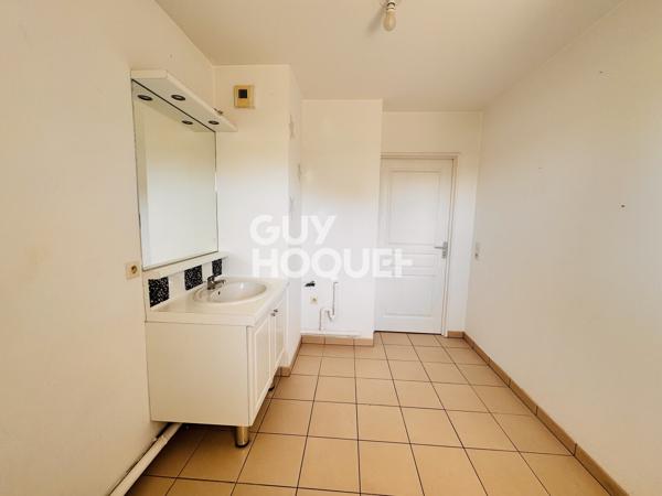 A LOUER  APPARTEMENT T4 - REIMS POMMERY - DERNIER ETAGE