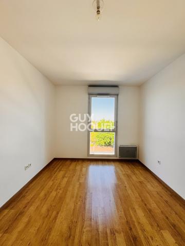 A LOUER  APPARTEMENT T4 - REIMS POMMERY - DERNIER ETAGE