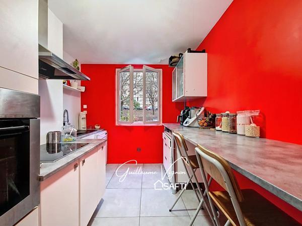 T4 en bon état et très fonctionnel