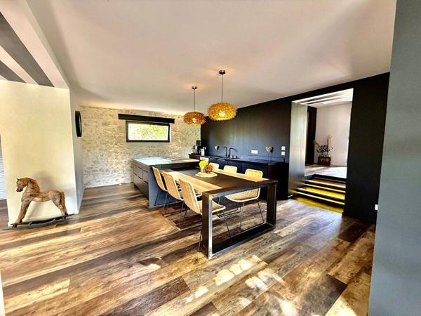 Demeure de prestige L'isle-sur-la-sorgue 7 pièce(s) 200 m2