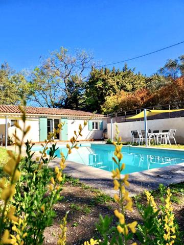 Demeure de prestige L'isle-sur-la-sorgue 7 pièce(s) 200 m2