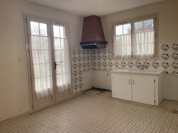 Maison de plain-pied d'environ 77 m2 à rénover