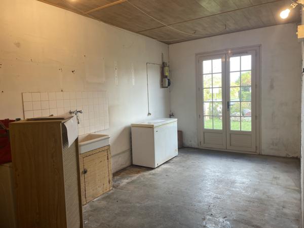 Maison de plain-pied d'environ 77 m2 à rénover