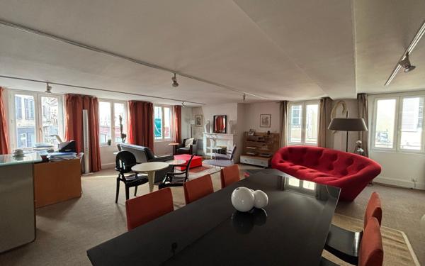 Immeuble à vendre    4 pièces •  Auxerre