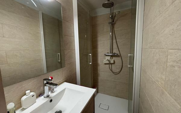 Immeuble à vendre    4 pièces •  Auxerre