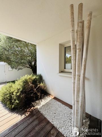 Le Bouscat, Superbe Maison d’Architecte 137 m², garage, jardin, piscine.