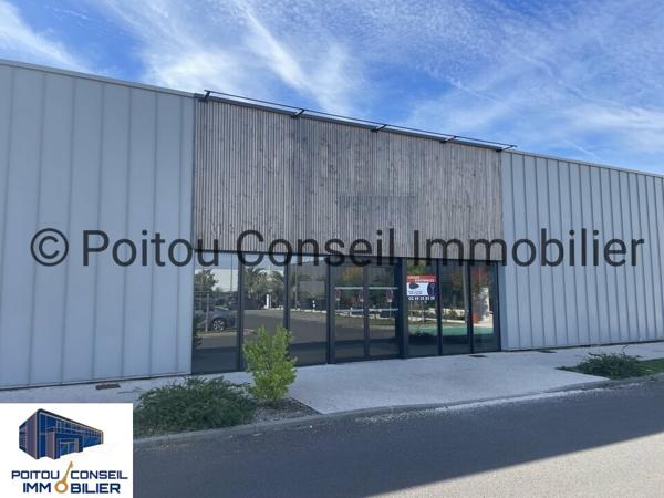CELLULE COMMERCIALE 592m2 SUR AXE PASSANT DE LA 1ERE ZONE COMMERCIALE DE NIORT CHAURAY