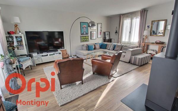 Maison à vendre    5 pièces •  Voisins-le-Bretonneux